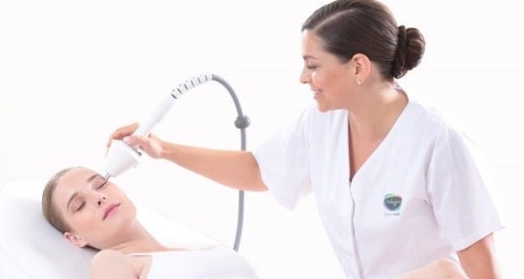 پلاژن تراپی چیست؟ مزایای پلاژن تراپی پوست صورت و بدن